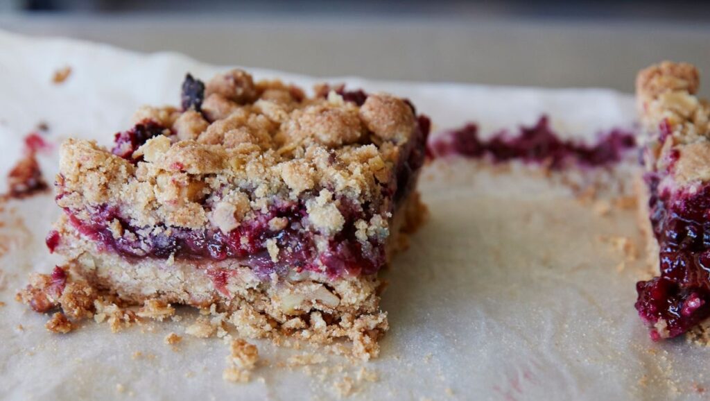 vegan berry bars