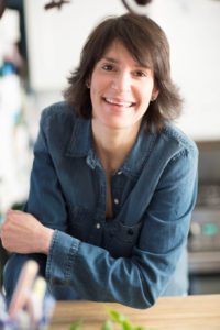 nicole-hunn-author-photocredit-stephen-scott-gross