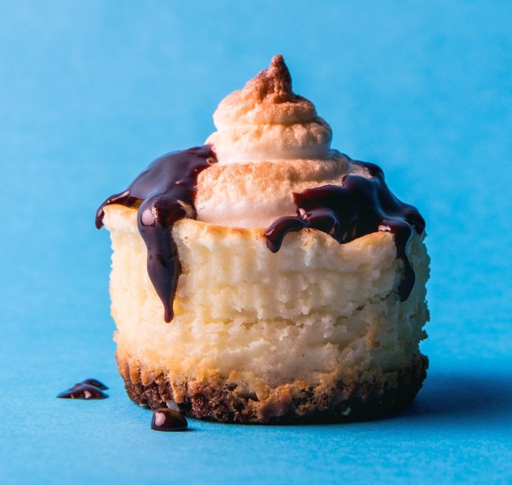 Gluten-Free S’mores Mini Cheesecakes